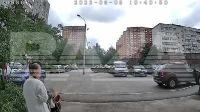 Video showing the power of optical factory explosion in Moscow