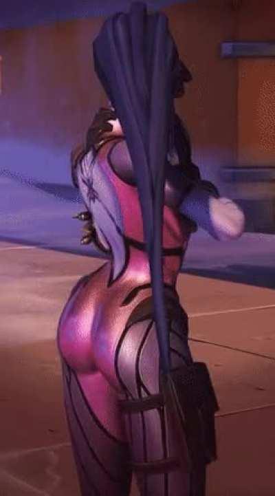 I literally cannot play (overwatch) without need to stop playing and cum everywhere for their huge asses 😍💕