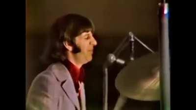 The Beatles - Live At Nippon Budokan Hall, Japan (July 01, 1966 ) color 2nd