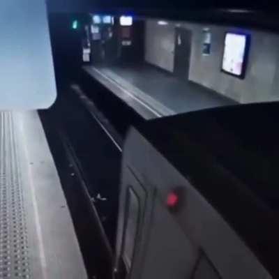 Man pushes woman in front of Metro in Belgium