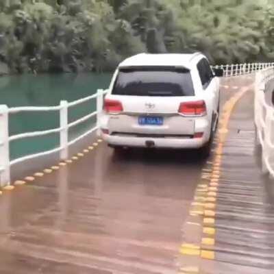 A floating bridge that can support cars is civil engineering excellence