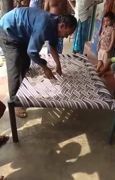 Weaving a Charpoy Bed