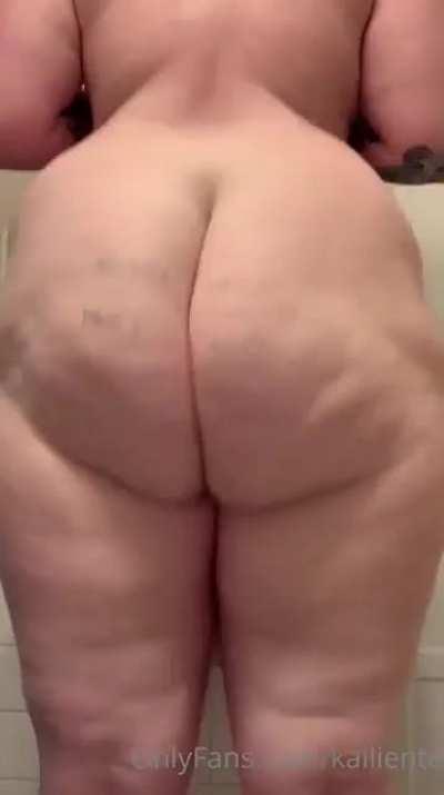 Bbw clap: Last one for this week guys