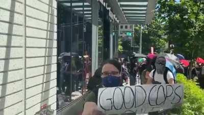 Protesters in Seattle peacefully looting an Amazon Go