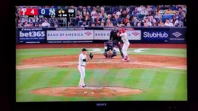 E-A-G-L-E-S chant at Yankee Stadium