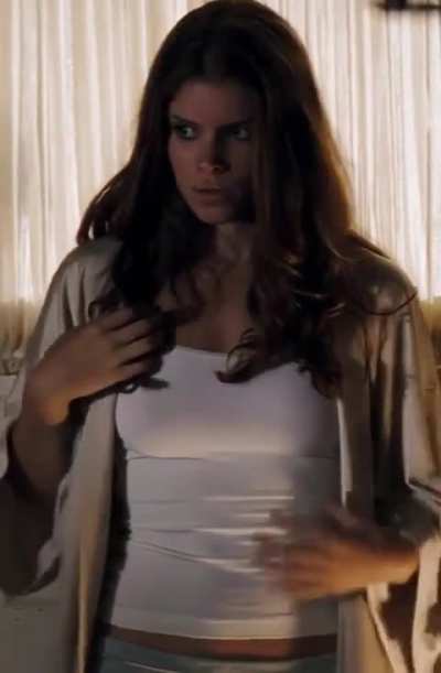 Kate Mara Movie Scenes