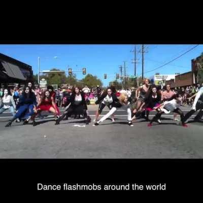 Dance flashmobs in Russia (no fun allowed)