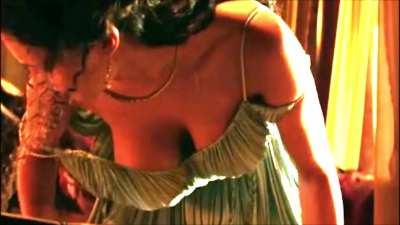 Irina Shayk's bare backplot and Karolina Szymczak's cleavage in PG-13 movie &quot;Hercules (2014)&quot;