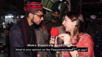 Pakistani reporter confronts man who tries to cover her hair with a scarf