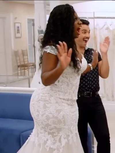 Shatava Lindsey Thomas (Say Yes to the Dress) - Season 22, Episode 3