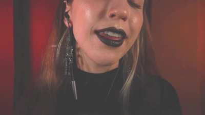 Frivvi Black Lipstick Glass Kisses