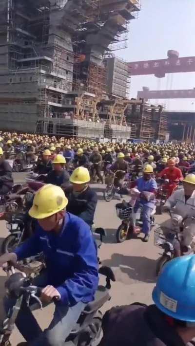 3000 scooters of Xi