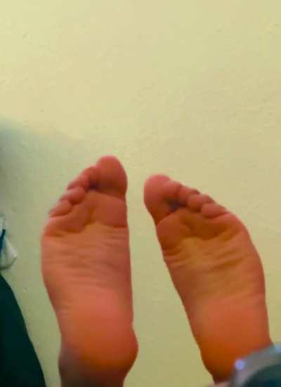 Cum all over these soles 💦