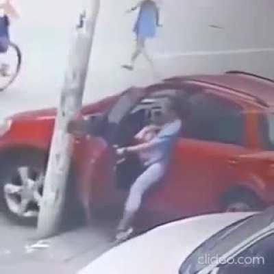 WCGW if I just drive my car with the door open