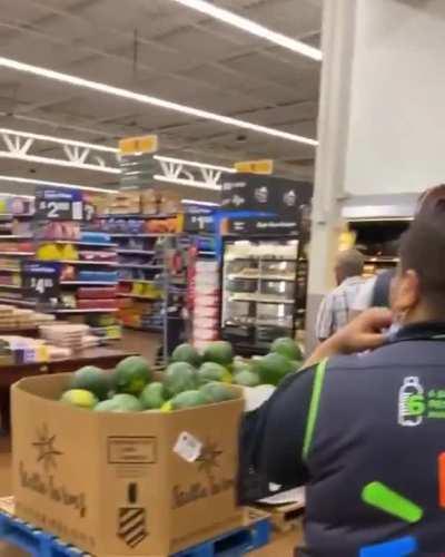 Meanwhile in Florida entitled elderly refuses to wear mask inside wallmart