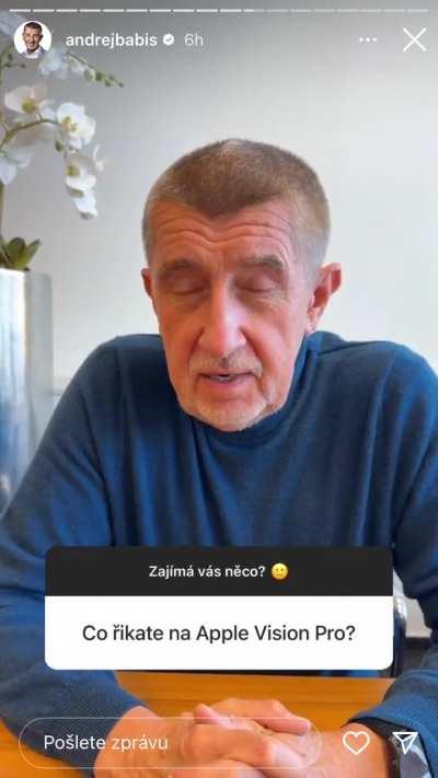 Babiš objevil Apple Vision Pro