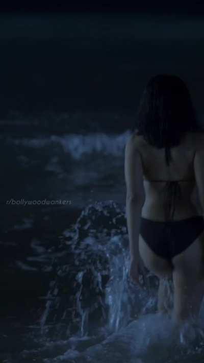 Sobhita Dhulipala in black bikini from the webseries 'The Night Manage' Season 1.