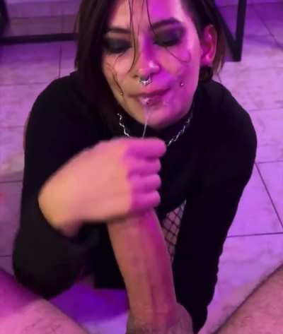 Sexy goth blowjob 