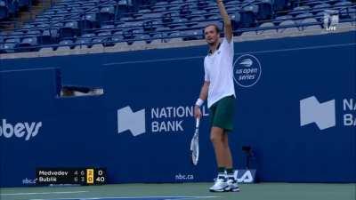 World number 2 tennis player Medvedev calling the umpire's decision 