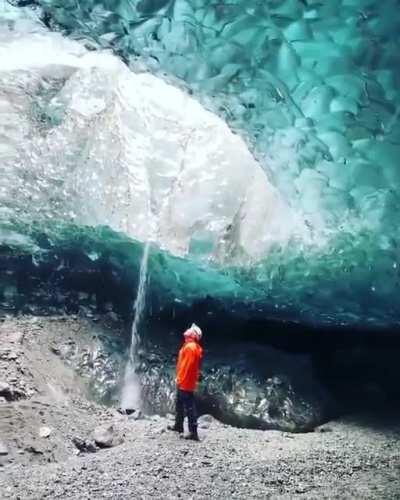 I'm pretty sure they found the entrance to the Water Palace.