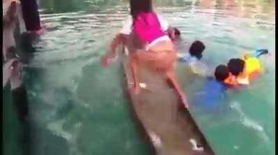 Unswamping a canoe like a pro