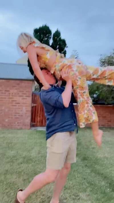 WCGW doing the dirty dancing