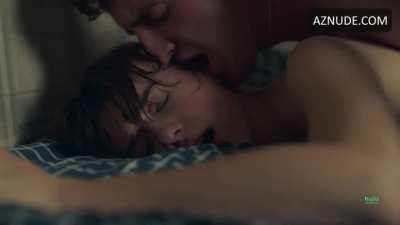 Daisy Edgar Jones sex nude scene from Normal People 