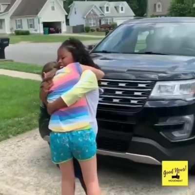 Two young best friends see each other for the first time in 3 months due to quarantine.