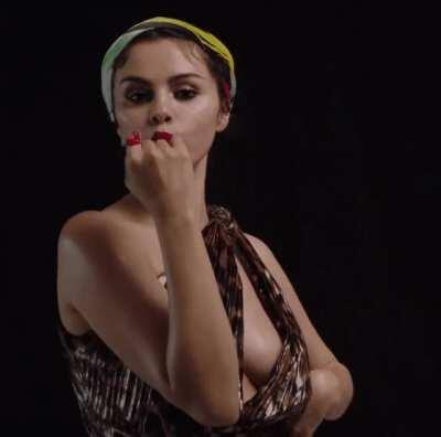 Let your imagination run free. I love Selena Gomez's lips