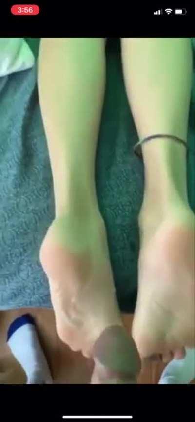 Cumshot video for turbo green tik tok girl