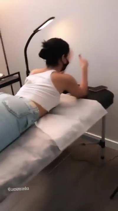 Camila Bouncing her booty