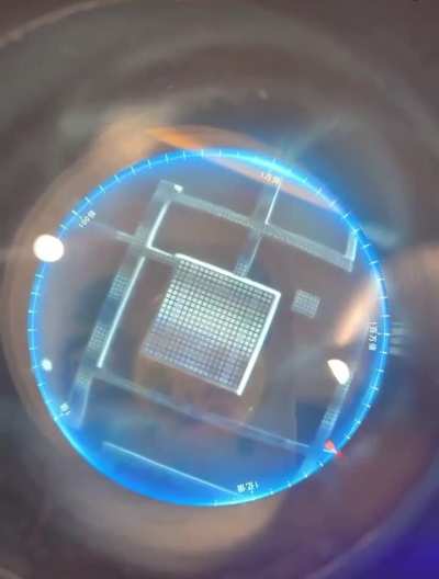 Zooming into iPhone CPU silicon die 