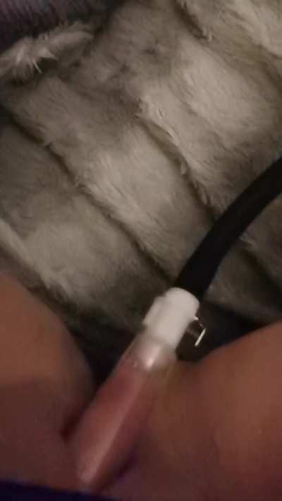 Making my clit fuck my clit pump feels so fucking good