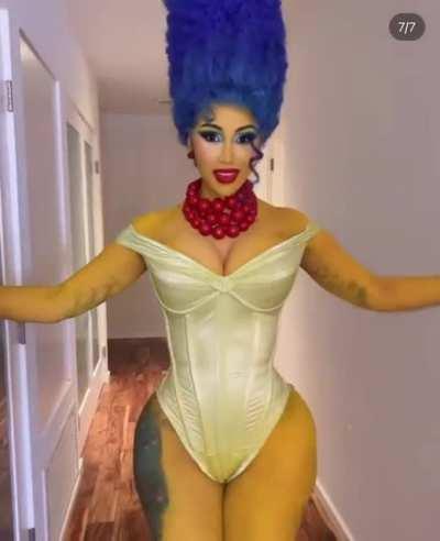 FREAK Marge 😈 (Cardi B Costume 2022)