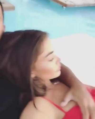 Amy Jackson B00Bs grab