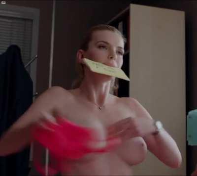 Betty Gilpin