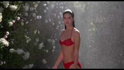 Phoebe Cates