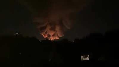 Something in or near my city burning after about six to eight explosion-like sounds right now (00:30 24. July 2020) will keep you updated if you want