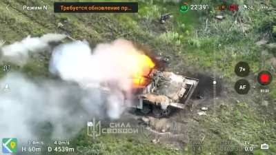 The 4th Brigade of the “Force of Freedom” burns a Russian tank