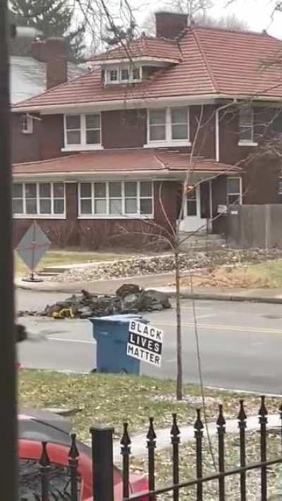 This cop playing with an RC excavator is pure comedy