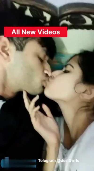 Beautiful Indian Girl R0mantic S€X with BF