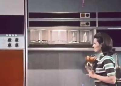 Video from the 1960s predicting life in the year 2000