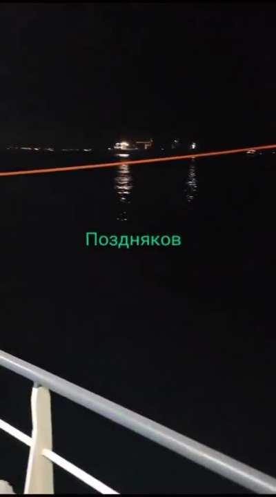 It is reported that this video shows the moment the Russian patrol ship 