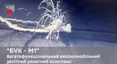 Russian BUK-M1 gets hit and blows up.