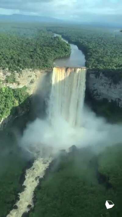 Kaieteur Falls is the world’s largest single drop waterfall by the volume of water flowing over it.