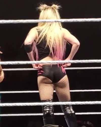 Fan capture from recent Live Event