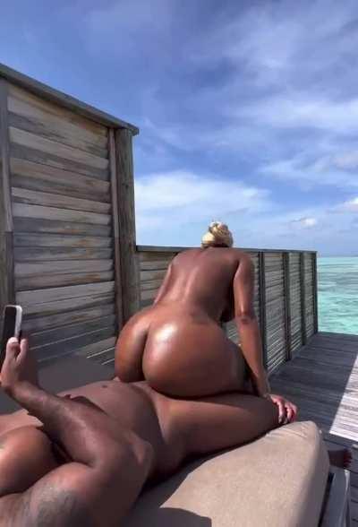 Ass In Paradise