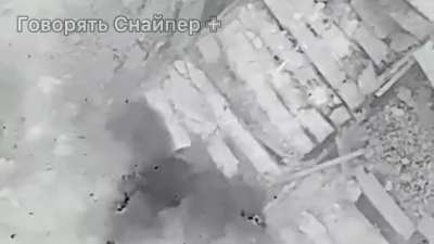 Ukranian 57 motorized brigade defeating russians during their assault in Vovhansk