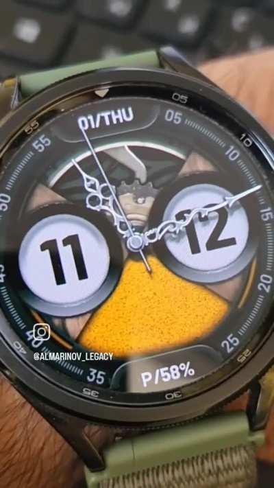 SANDY watch face available on Facer 