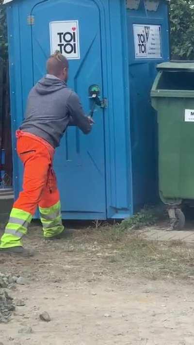 WCGW trying to break the lock on a porta potty